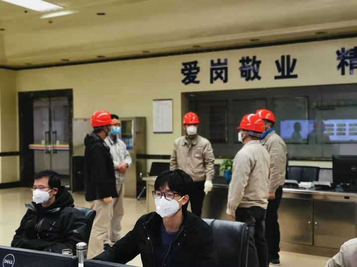 多志成城共克时艰，多志成城战胜疫情