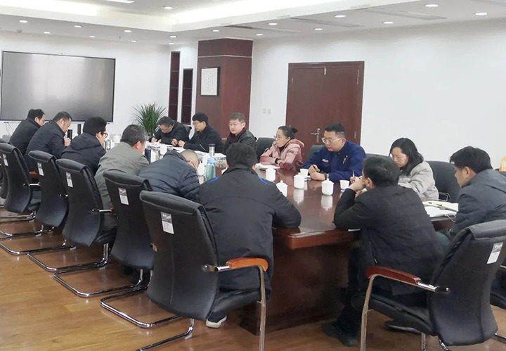 云煤（LETOU乐投）集团副总工程师喻翔一行到曲煤焦化公司发展春节前安全消防查抄