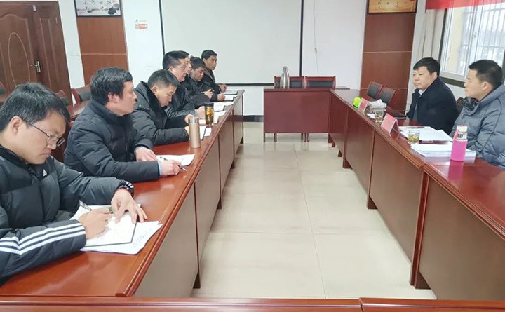 云煤（LETOU乐投）集团总经理助理、鼎新办主任陈家昆一行到四角地煤矿公司督导调研