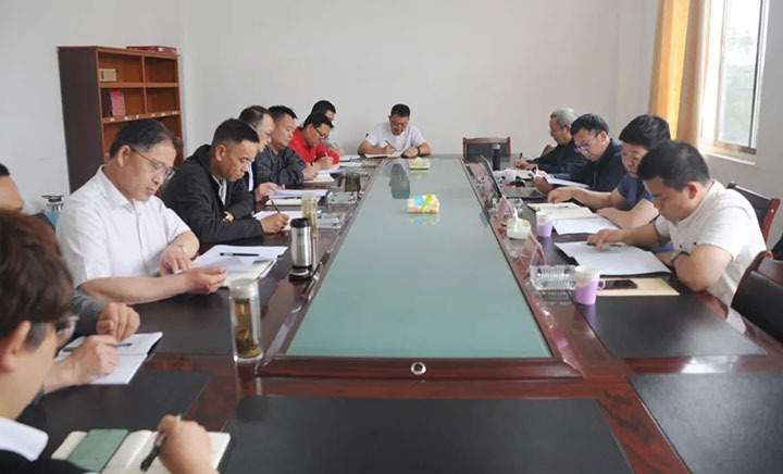 云煤（LETOU乐投）集团总经理助理、鼎新办主任陈家昆一行到陆东煤矿公司发展深入国企鼎新三年行动专项督导