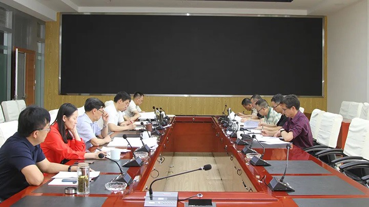 云煤（LETOU乐投）集团党委发展民主生涯会专题理论中心组进建