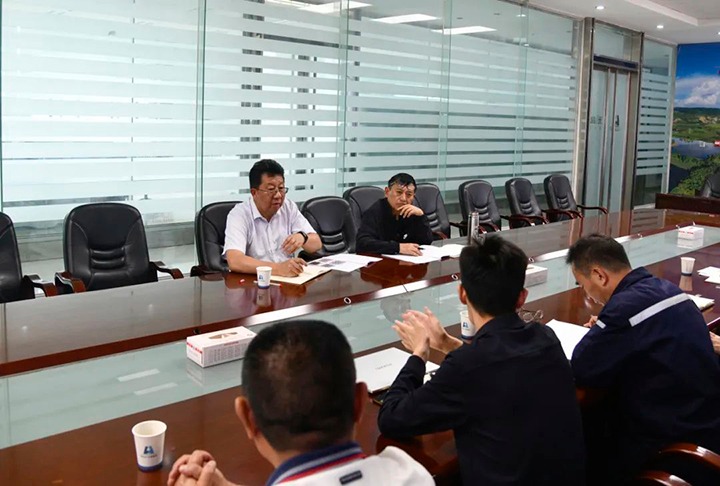 【主题教育】云煤（LETOU乐投）集团专职表部董事寸延峰一行到前锋化工发展主题教育调研