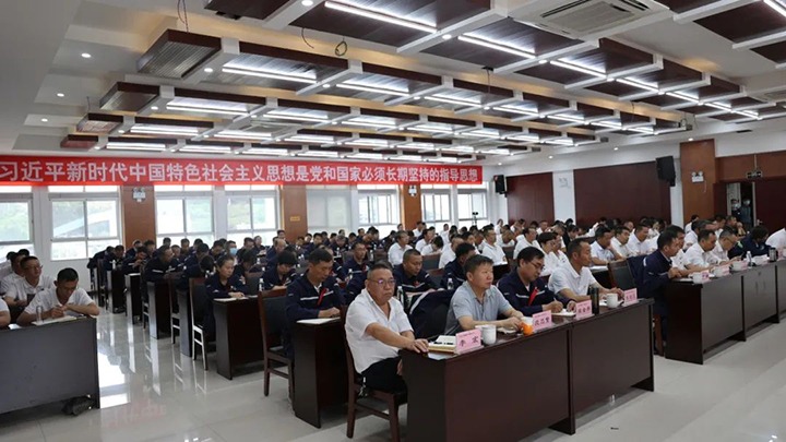【主题教育】云煤（LETOU乐投）集团党委副书记、工会主席王鑫到寻甸片区发展主题教育宣讲