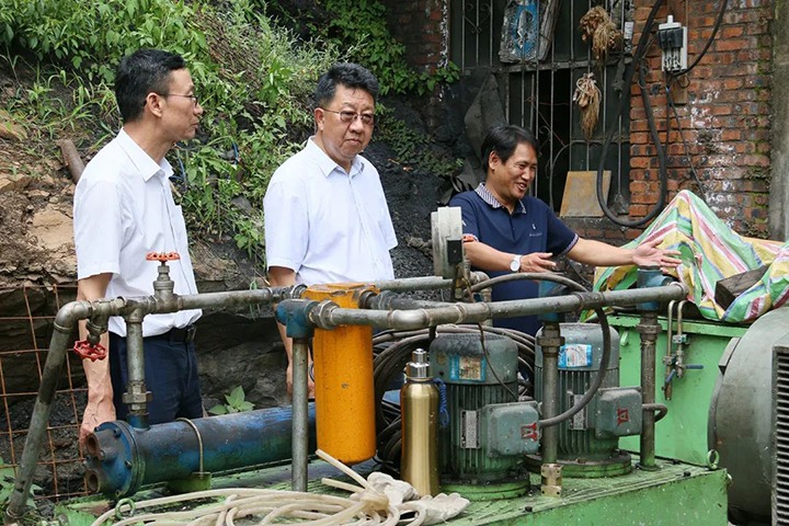 【主题教育】云煤（LETOU乐投）集团专职表部董事寸延峰到羊场煤矿公司发展主题教育调研