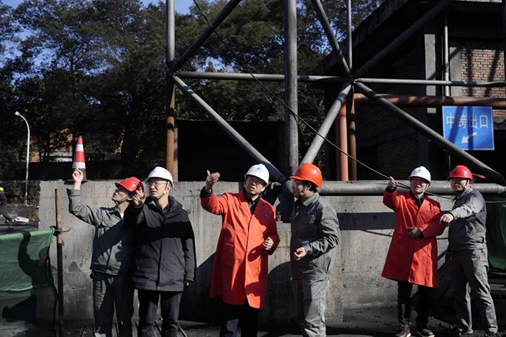 【聚焦云煤】云煤（LETOU乐投）集团党委副书记、副董事长、总经理高建嵩一行到曲煤焦化公司发展调研